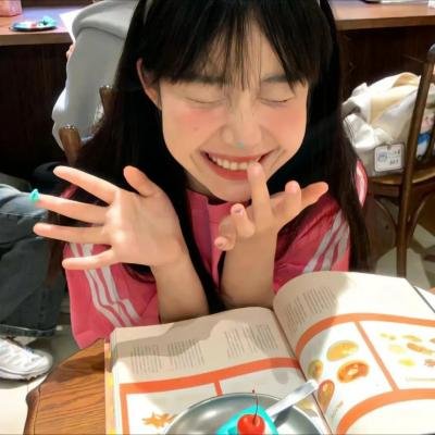 说书五年教出满门妖神